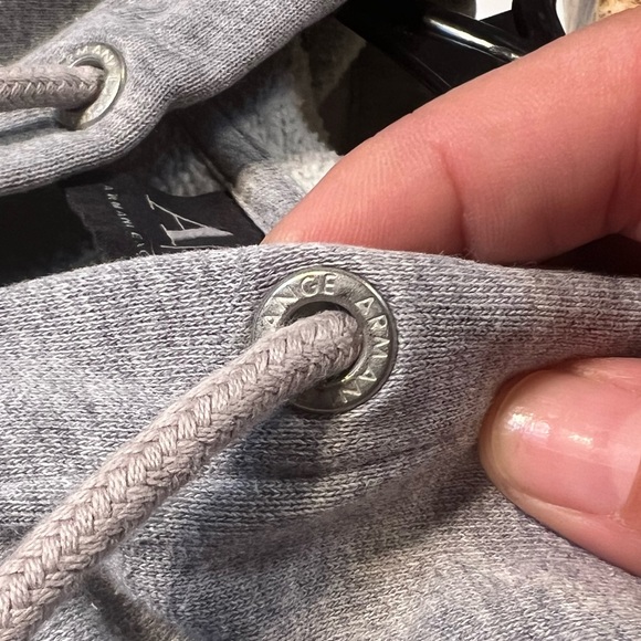 Men’s Armani Exchange zip up hoodie. Hole in sleeve, good  condition otherwise - Picture 6 of 6